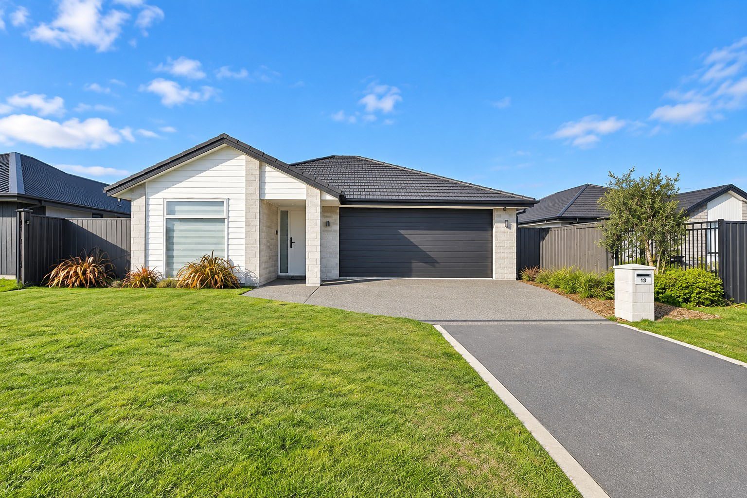 19 Busby Way